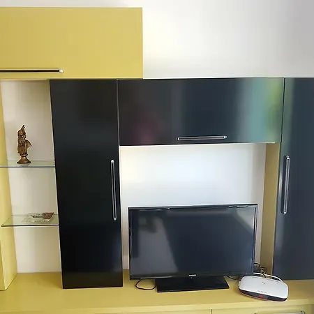 Radhima Apartment *
