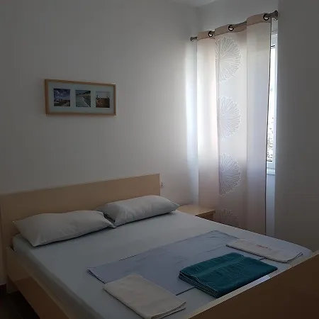 Apartment Radhima *
